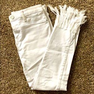 White skinny jeans